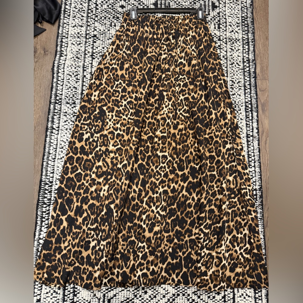 Women’s leopard maxi shirt size S